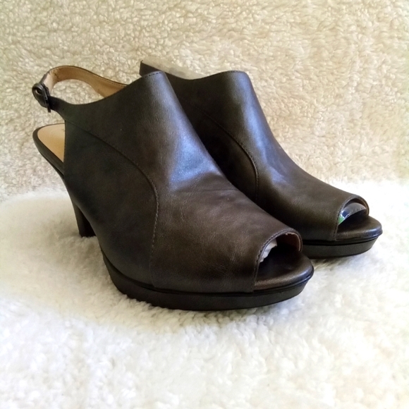 Naturalizer Danby heels - Picture 4 of 4